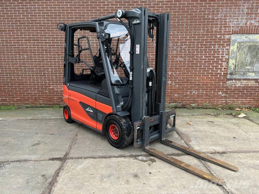 Linde E25L-01 电动叉车