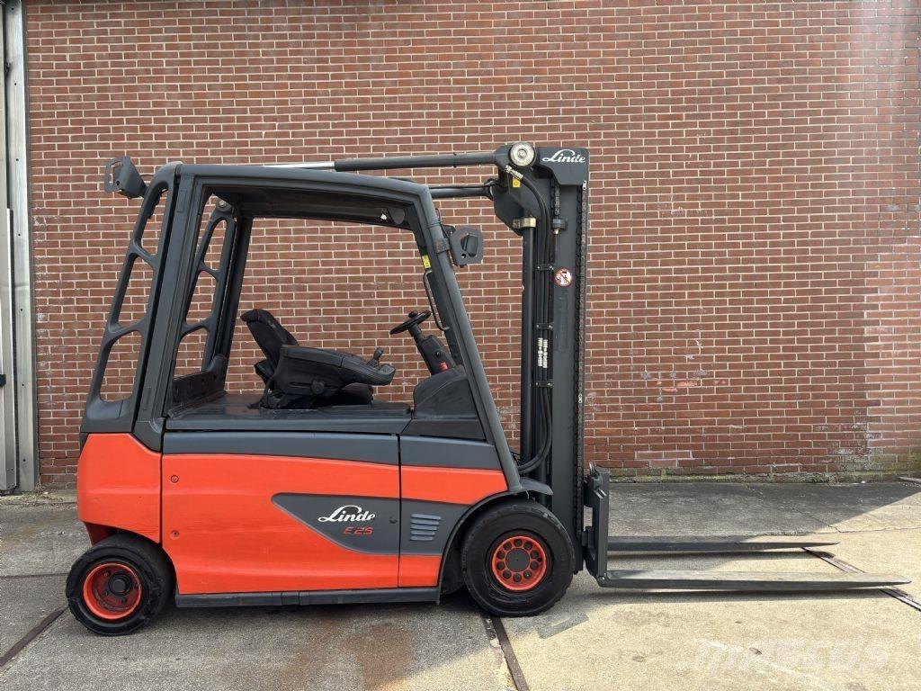 Linde E25L-01 电动叉车