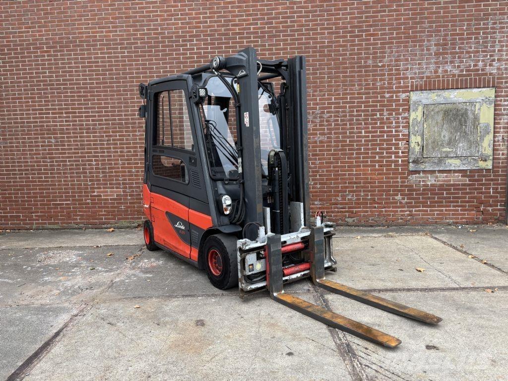 Linde E25L-01 电动叉车
