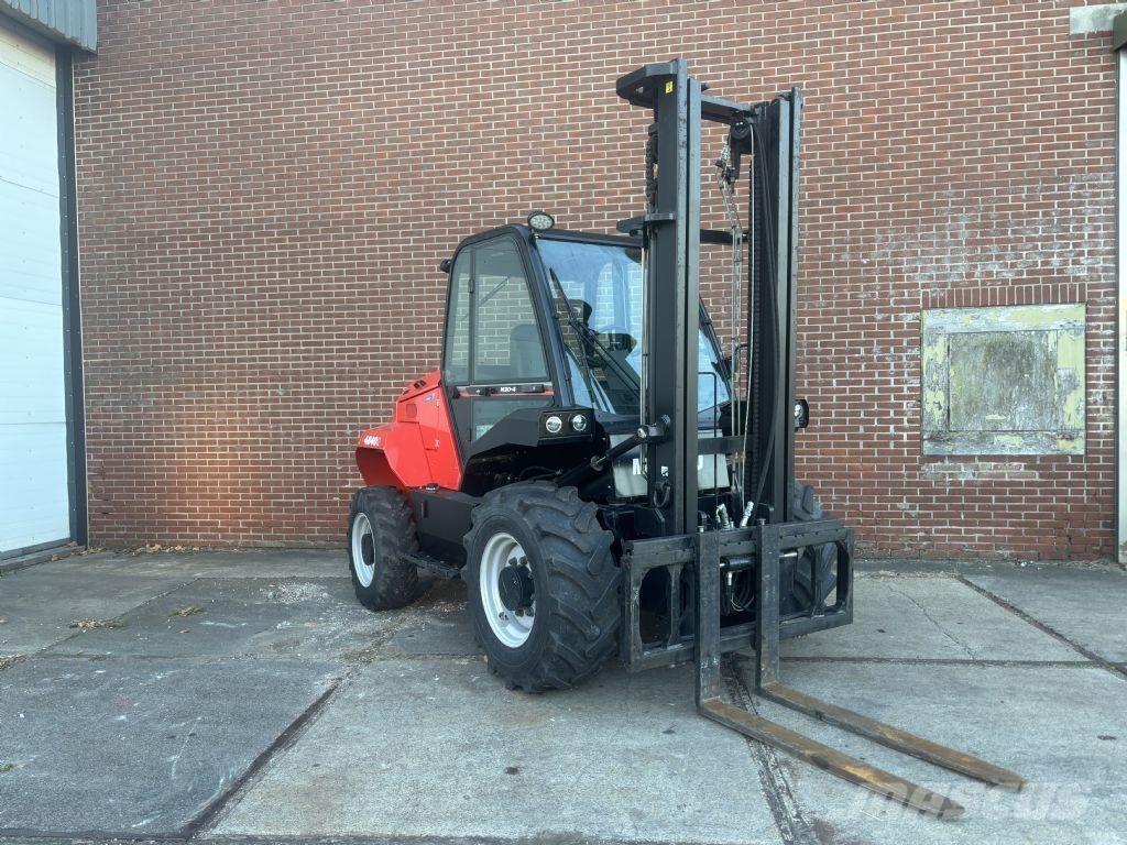 Manitou M30-4 越野叉车|叉装车