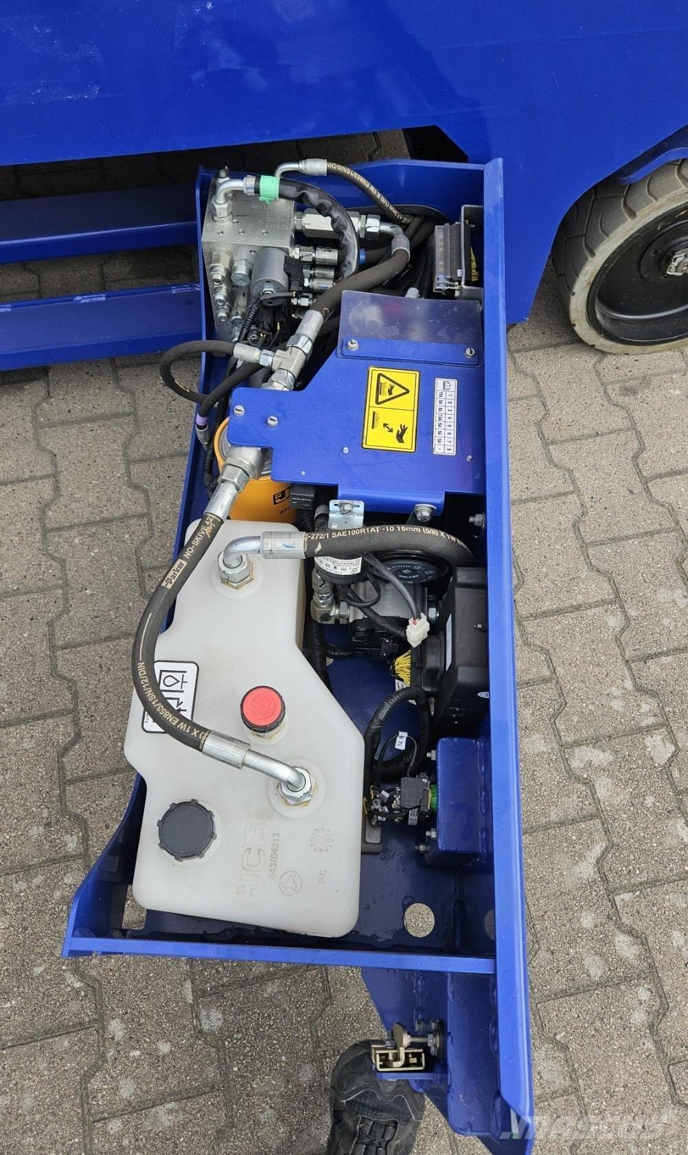 JCB S2646E 剪叉式升降机