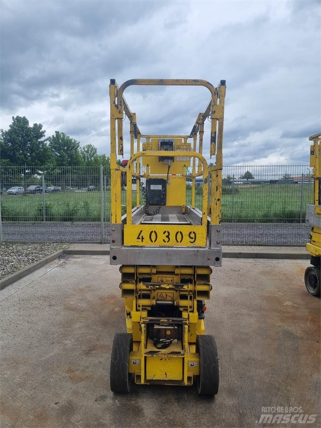 JLG 2030 ES 剪叉式升降机