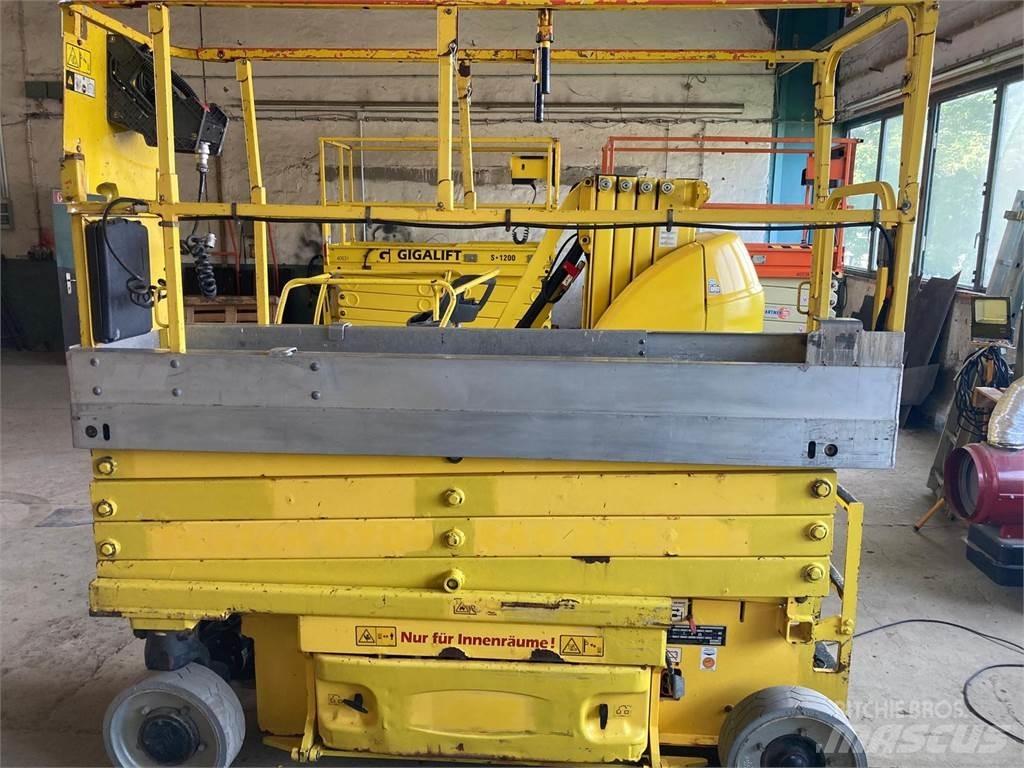 JLG 2630 ES 剪叉式升降机