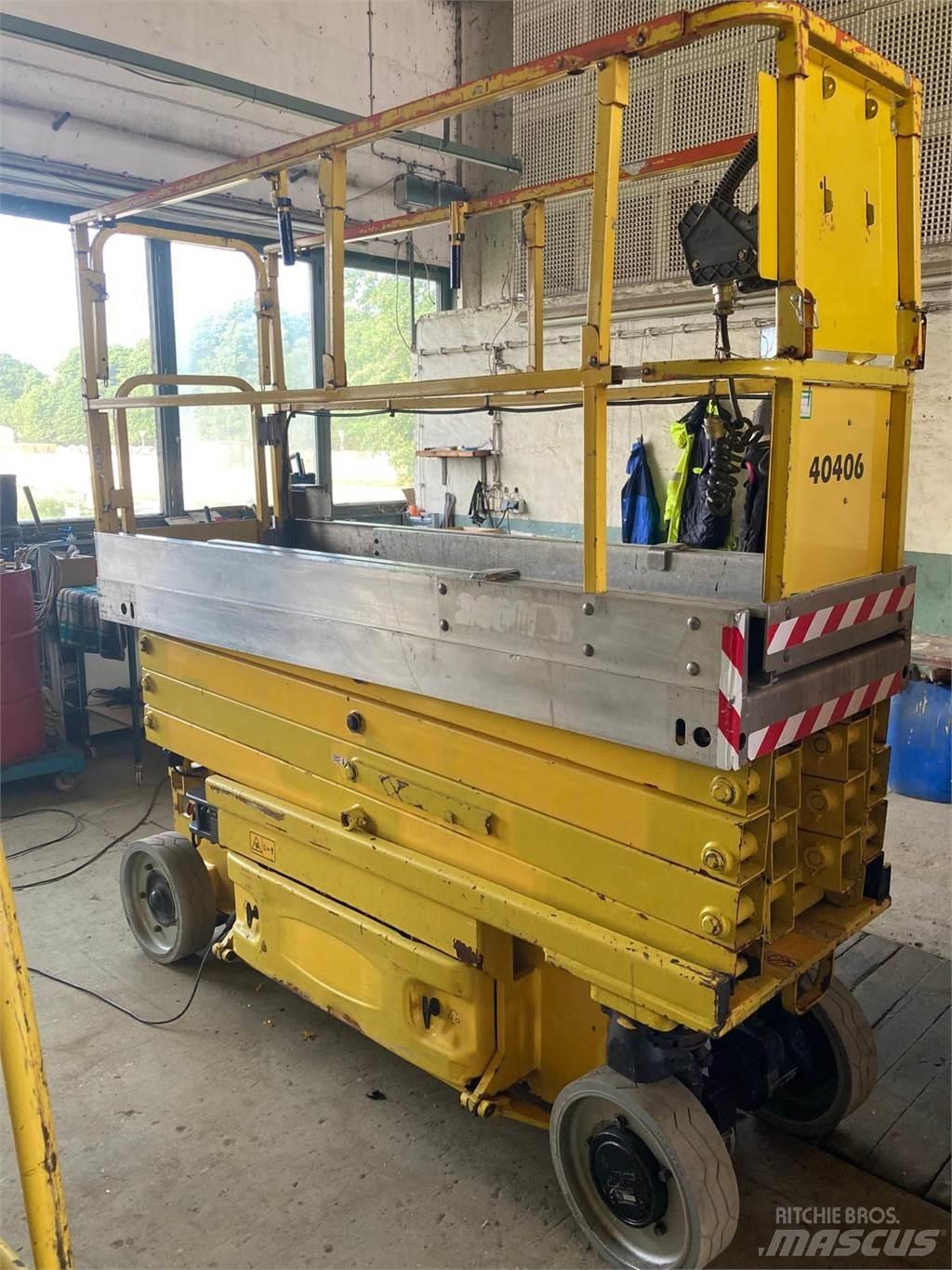 JLG 2630 ES 剪叉式升降机