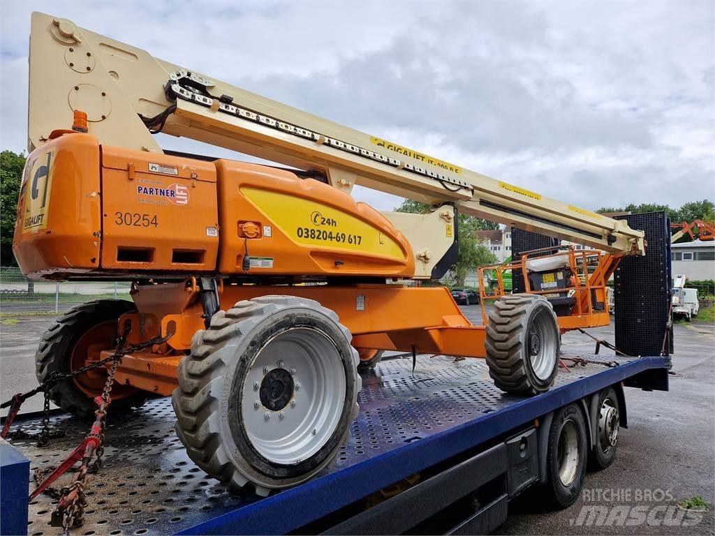 JLG M 600 JP 直臂高空工作平台