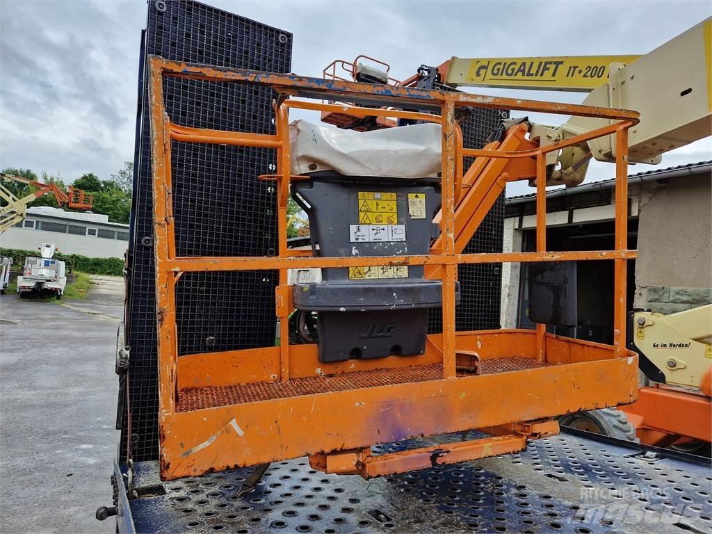 JLG M 600 JP 直臂高空工作平台