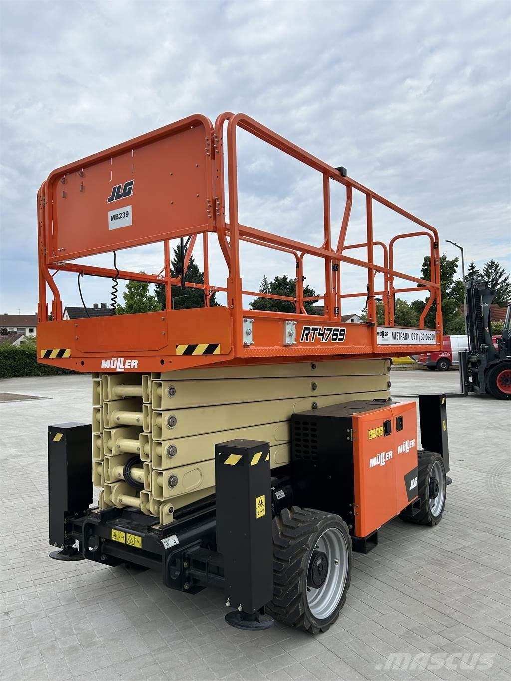 JLG RT4769 剪叉式升降机