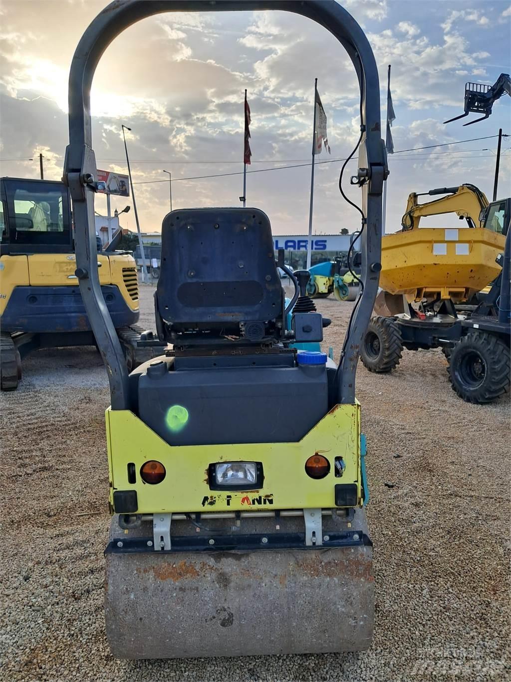 Ammann ARX23 双轮压路机