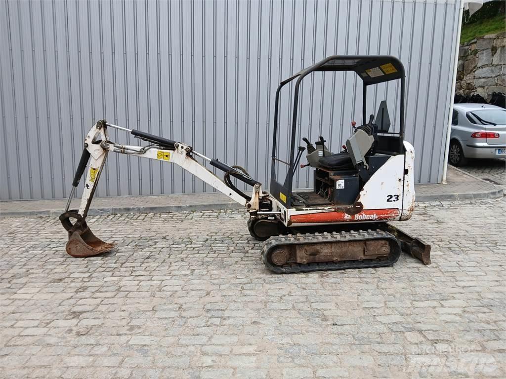 Bobcat 323 小型挖掘机