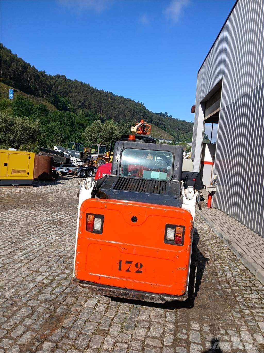 Bobcat S450 轮式装载机
