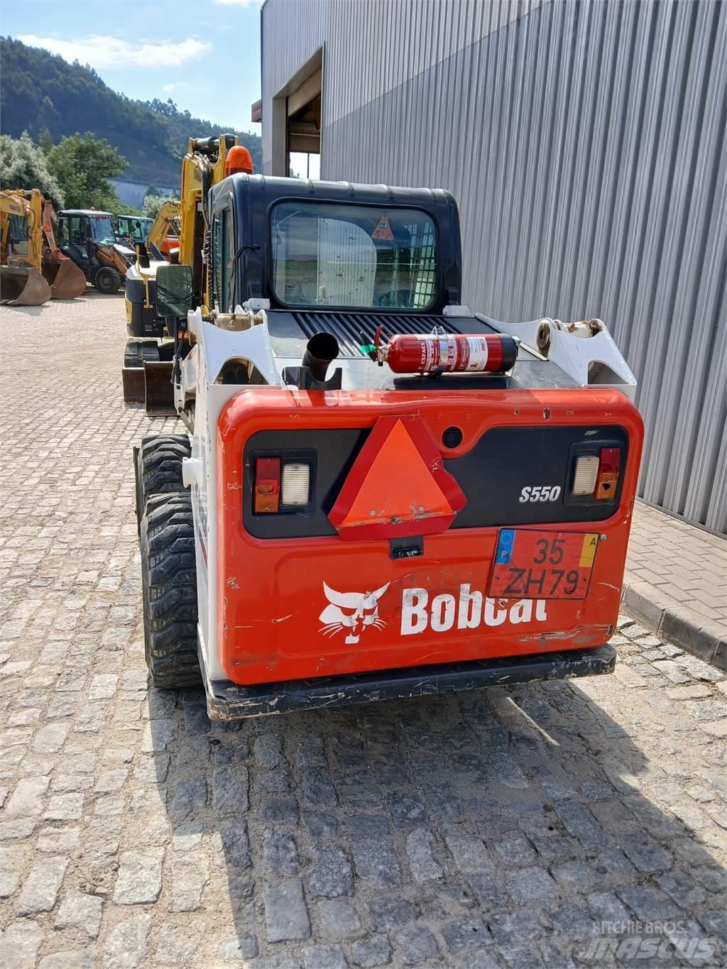 Bobcat S550 轮式装载机