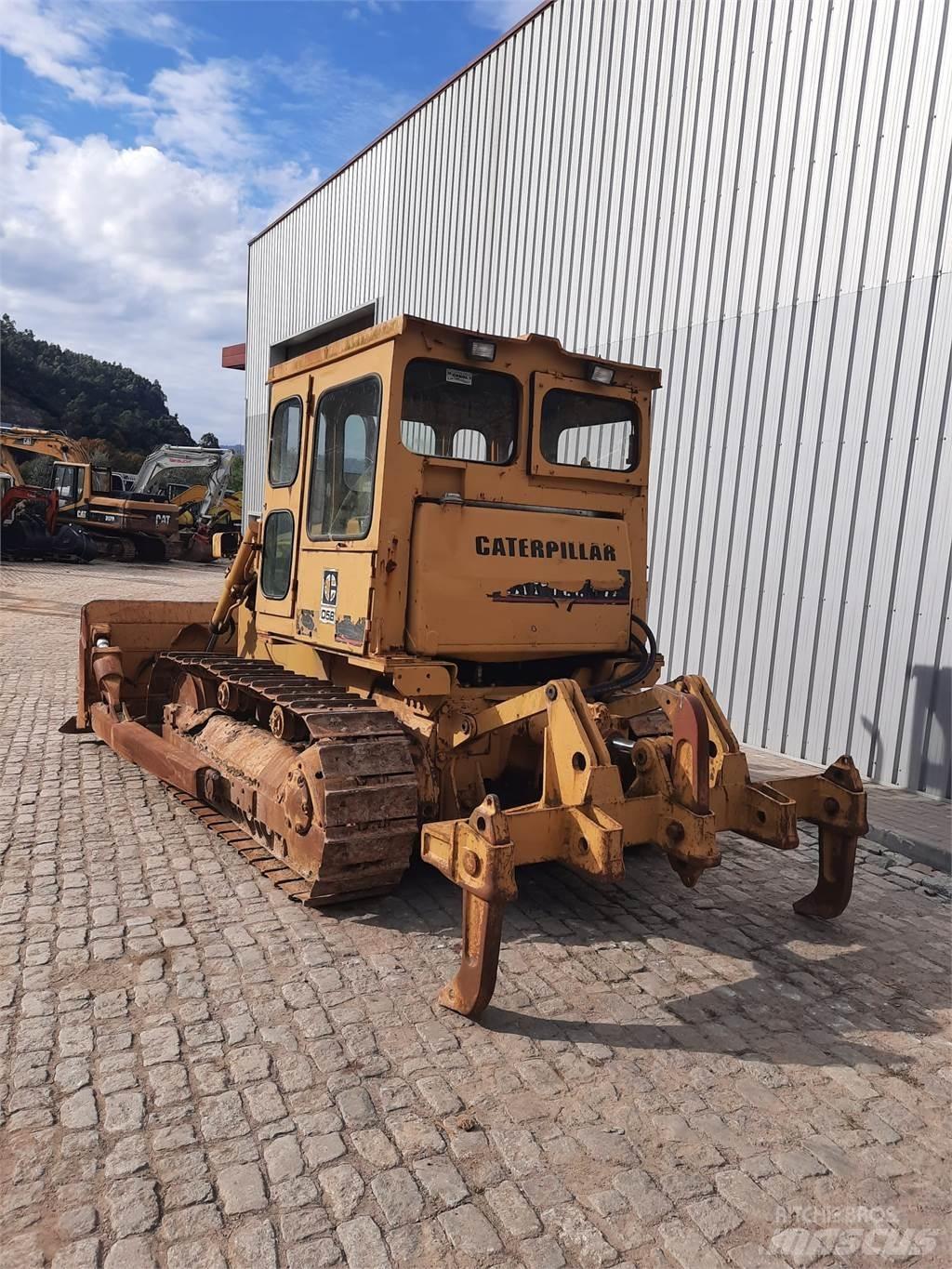 CAT D5B 铺管机