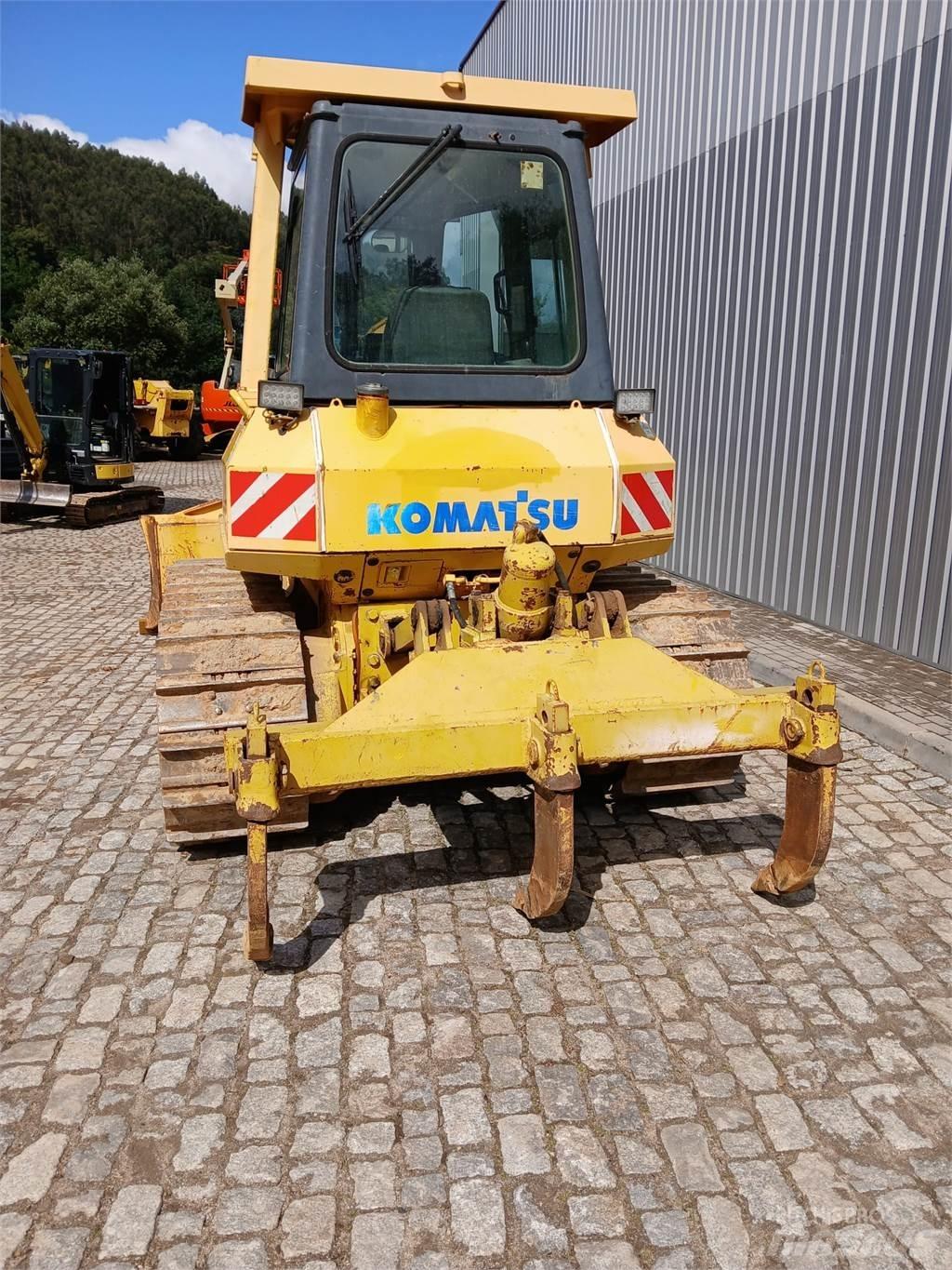 Komatsu D41E-6 铺管机
