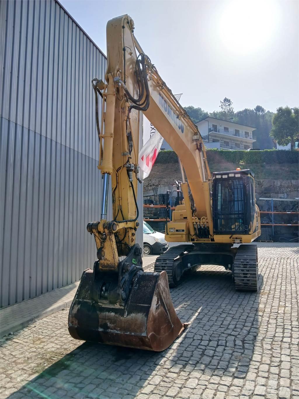 Komatsu PC210NLC-11 履带挖掘机
