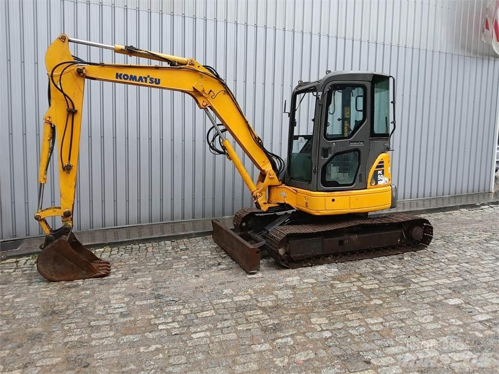 Komatsu PC50MR-2 小型挖掘机