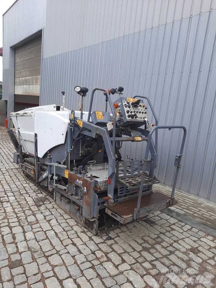 Vögele Super 800 沥青摊铺机