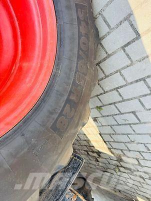 CLAAS ARION 640 拖拉机/农用车