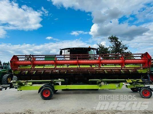 CLAAS LEXION 750 联合收割机