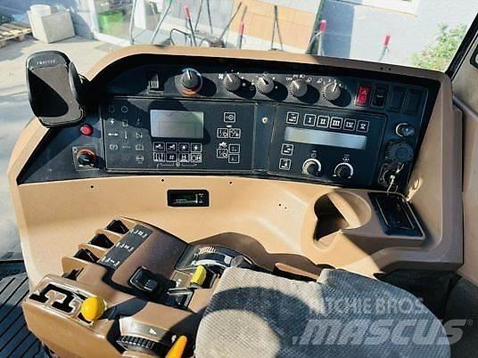 John Deere 8310 拖拉机/农用车