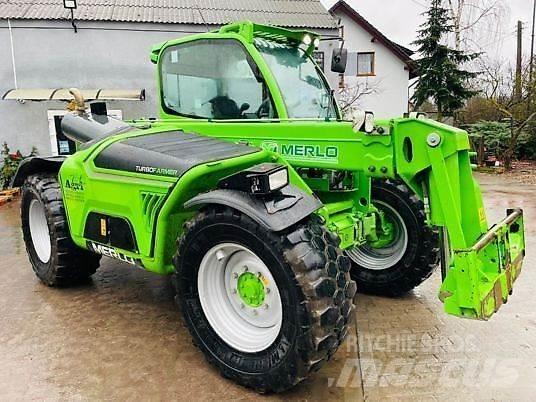 Merlo TF 42.7 156 伸缩臂叉装车|叉装车
