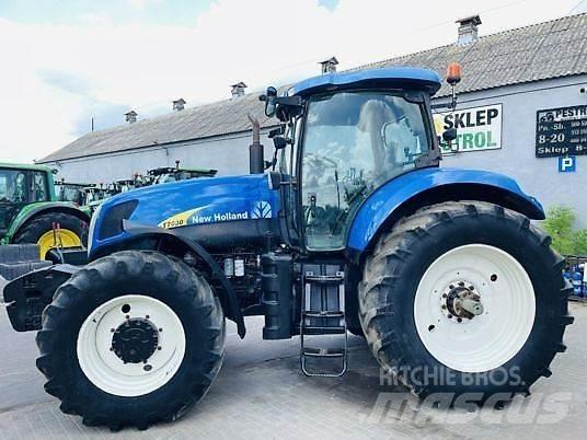 New Holland T7030 拖拉机/农用车