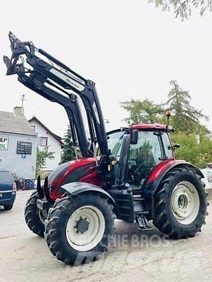 Valtra N104 拖拉机/农用车