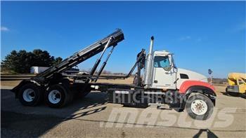 Mack CV713 其他货车