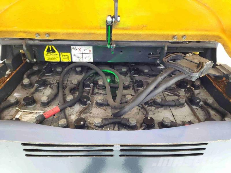 Aisle-Master 20WHE 巷道堆垛机