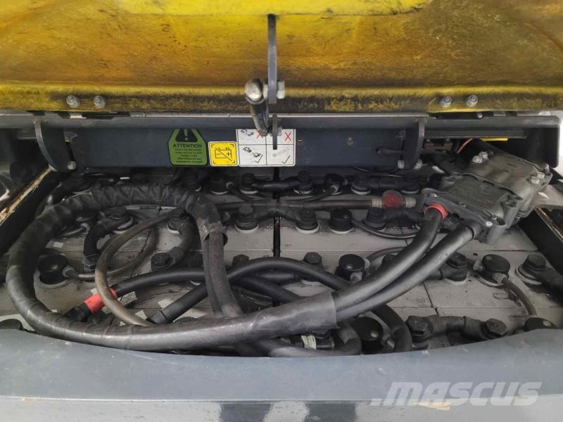 Aisle-Master 20WHE 巷道堆垛机