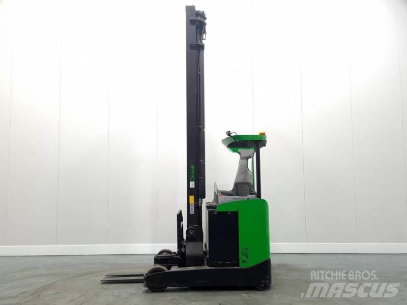 BT R318 前移式叉车