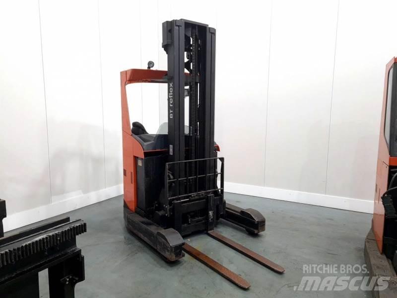 BT RRE140 WIDE LEG 前移式叉车