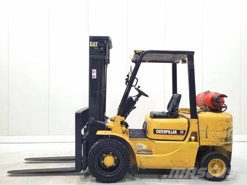 CAT GP30K 天然气叉车