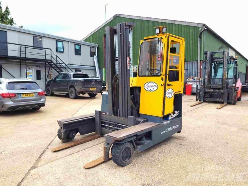 Combilift C3000 GAS 四轮前移式叉车