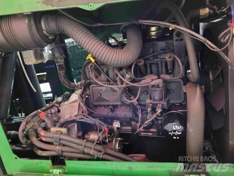 Combilift C3000GST 天然气叉车