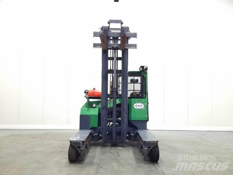 Combilift C4000 四轮前移式叉车