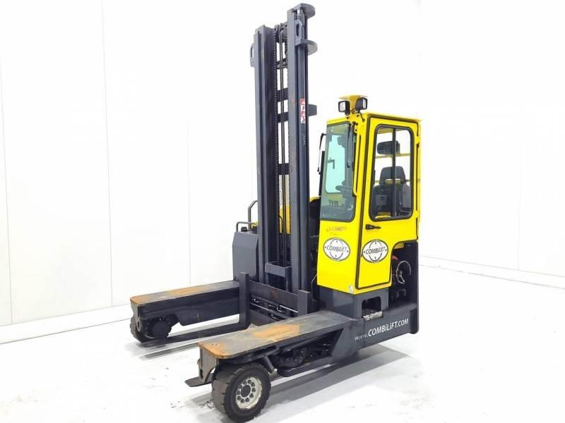 Combilift C4000 四轮前移式叉车