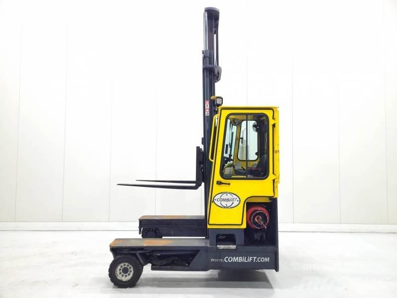 Combilift C4000 四轮前移式叉车
