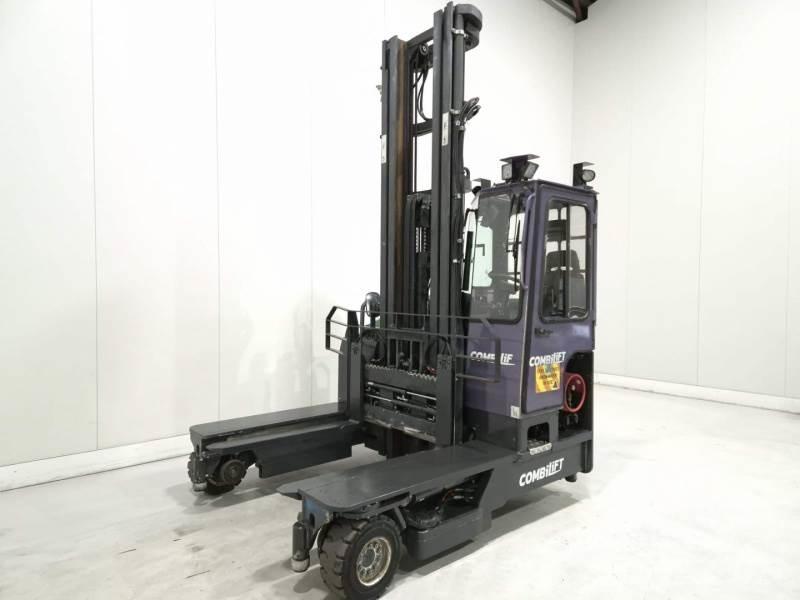 Combilift C4000 四轮前移式叉车