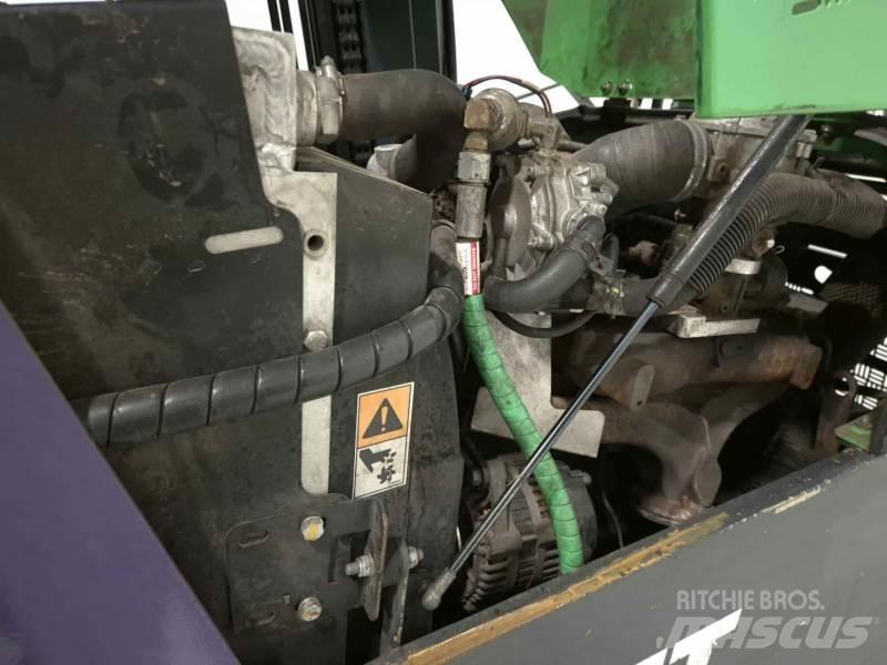 Combilift C4000 四轮前移式叉车
