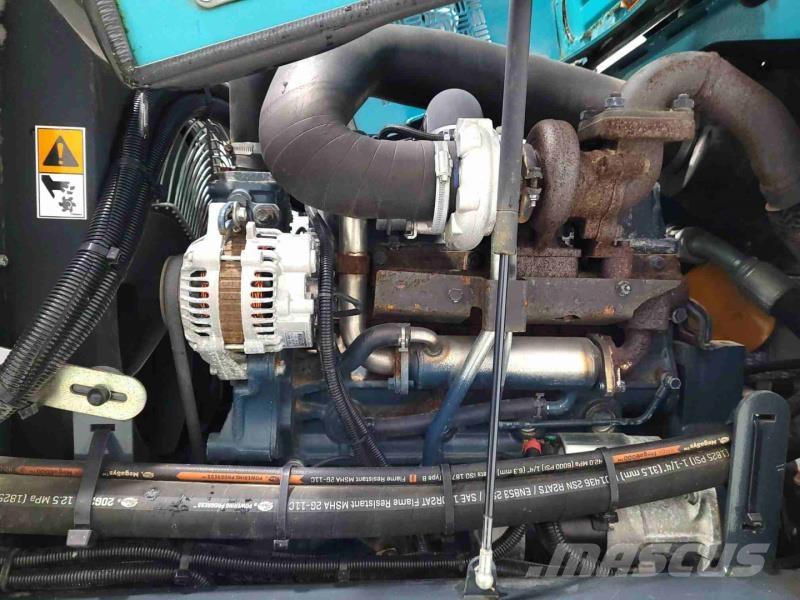 Combilift C6000 四轮前移式叉车