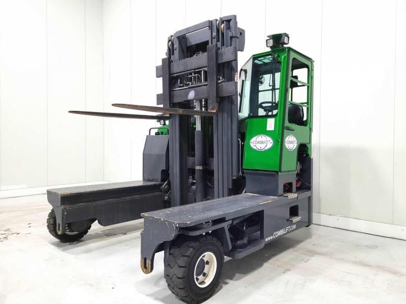 Combilift C8000 GAS 四轮前移式叉车