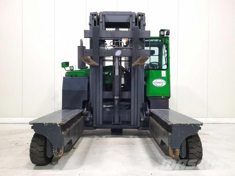 Combilift C8000 GAS 四轮前移式叉车