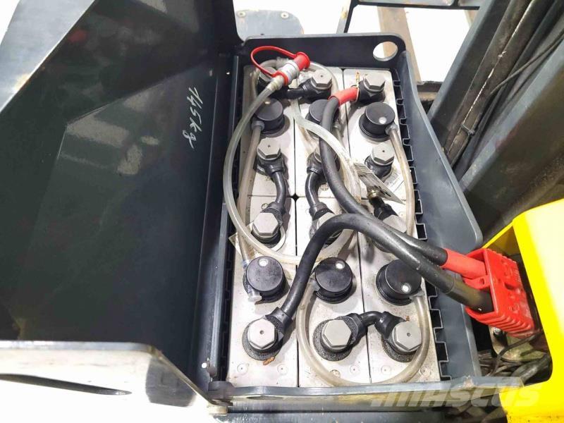 Combilift COMBI-WR4 四轮前移式叉车