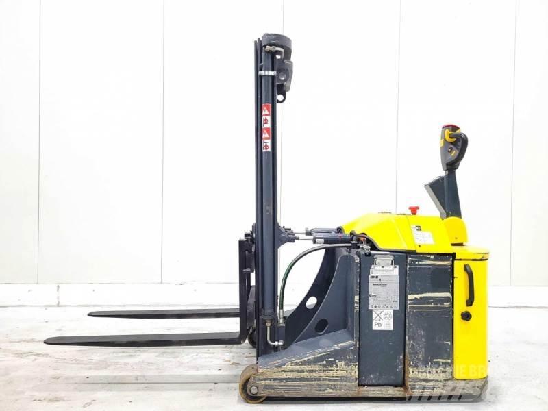 Combilift CS1500 行走式堆垛机
