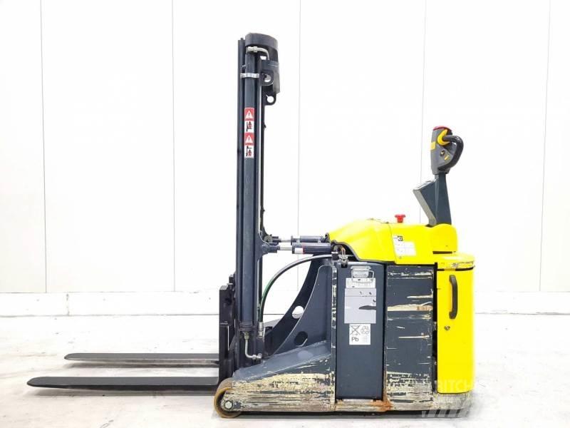 Combilift CS1500 行走式堆垛机