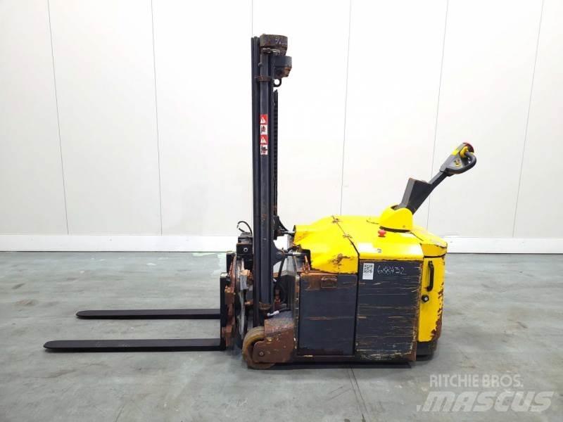 Combilift CS1500 行走式堆垛机