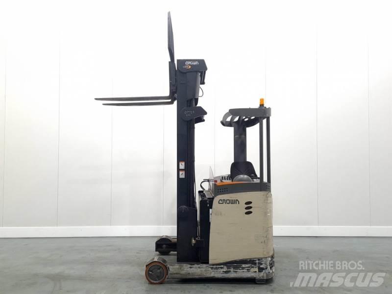 Crown ESR5000-14 OPT3 前移式叉车