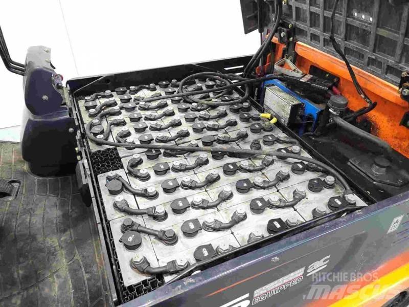 Doosan B25X-5 电动叉车