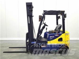 Doosan D20SC-5 柴油叉车
