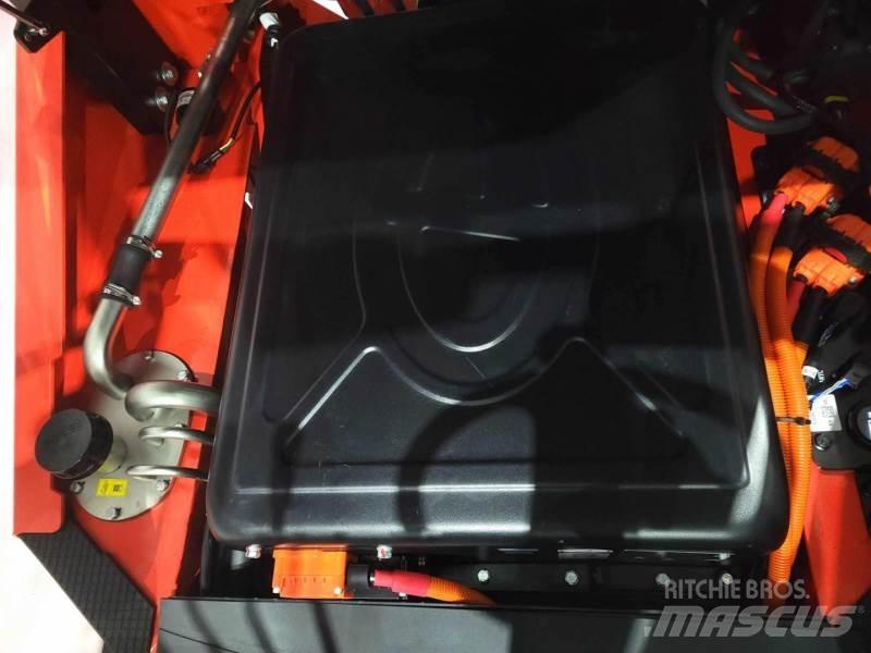 EP EFL382X5 560 NC 电动叉车